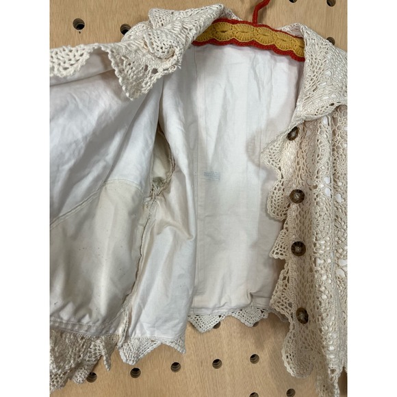 Vintage crocheted lace jacket - Picture 6 of 8